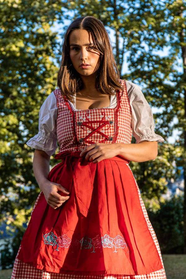Marie Dirndl 1 Marie Dirndl